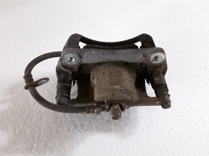  Front brake caliper 