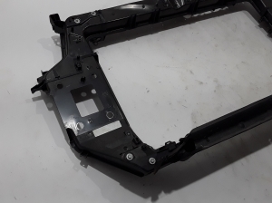  Front frame and its details (TV) 