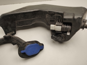Mercedes Benz C-Class 205 (2014–2021) Front washer fluid reservoir A2058600260 - 3