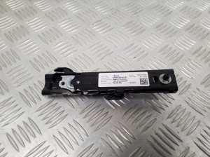 Tesla Model 3 3 (2016–2024) Seat belt height adjuster 106813001B - 2