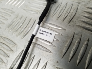 Tesla Model 3 3 (2016–2024) Sicherheitsgurtschloss vorne 1090323C1D - 3