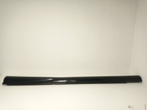 Exterior sill trim - A2046981354