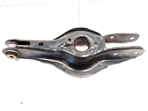 BMW 3 SERIES F30 (2011–2018) Tagumine õõtshoob 6792541 - 2