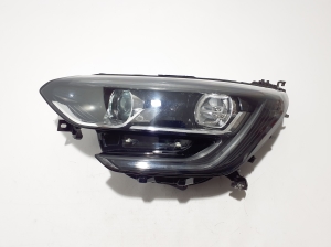 RENAULT Megane IV (2016–2022) Scheinwerfer vorne 260601122R - 2