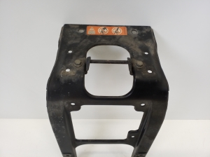  The middle part of the front frame from the lock down 