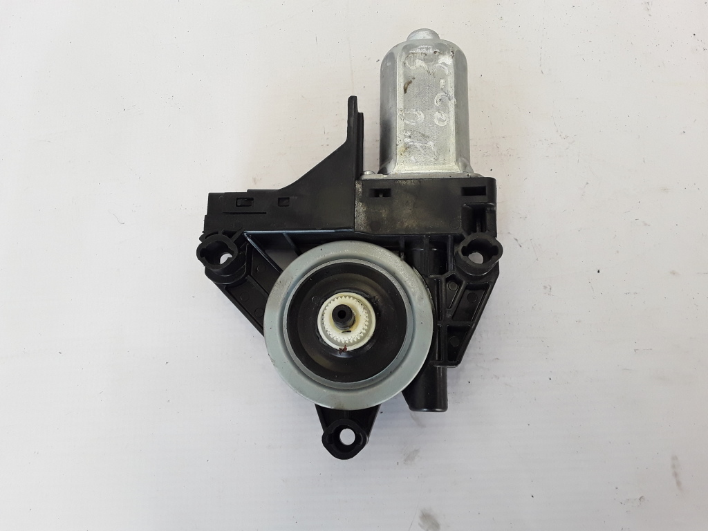 VOLVO XC60 1 generation (2008-2017) Front Right Door Window Control Motor 31253062 21080412