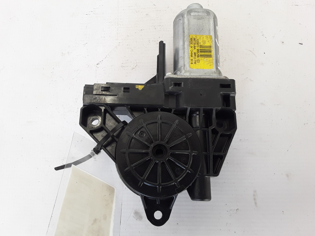 VOLVO XC60 1 generation (2008-2017) Front Left Door Window Regulator Motor 31253061 21080409