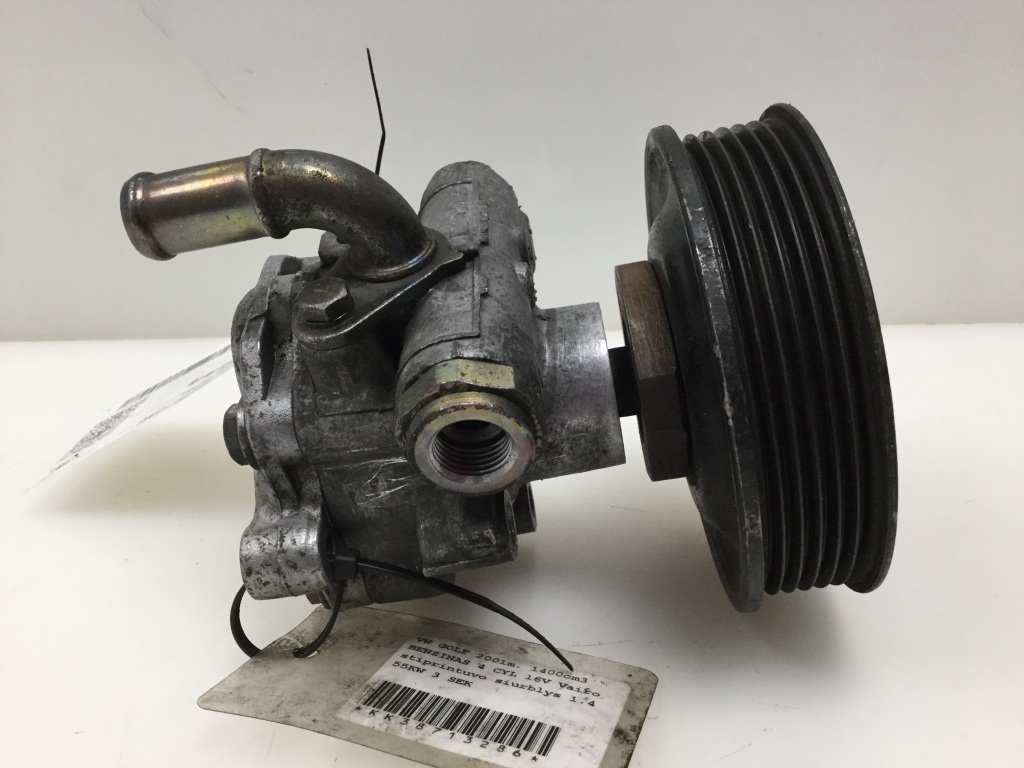 Used Volkswagen Golf Power steering pump 030145269A