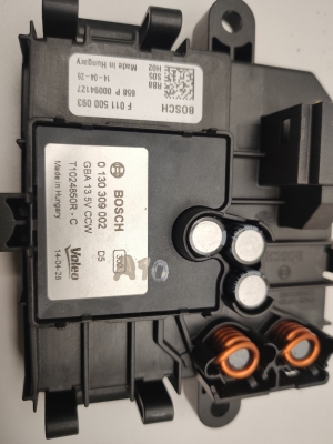 Mercedes Benz C-Class 205 (2014–2021) Salongi puhuri mootor 0130309002 - 3