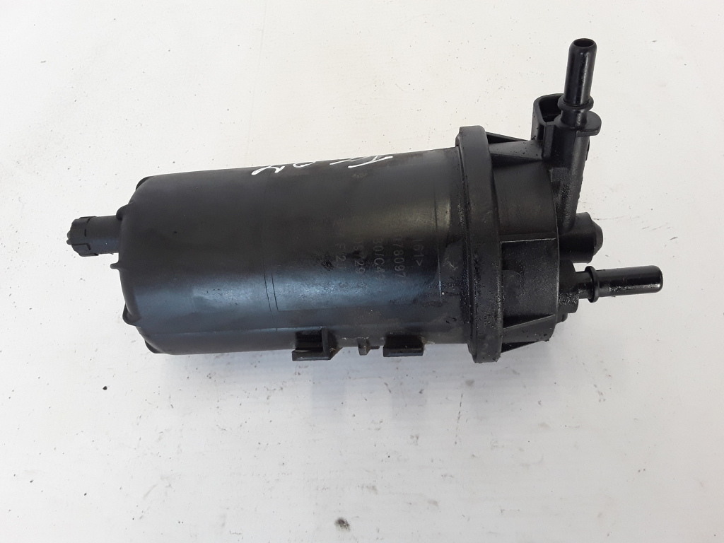 Used RENAULT Trafic Fuel filter housing 8200780972