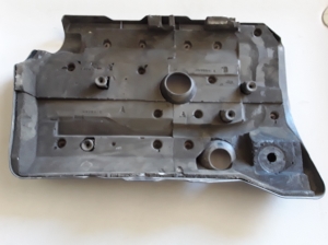 TOYOTA Avensis T25 (2003–2008) Engine cover 126110R020 - 2