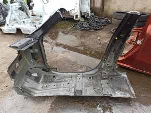 Land Rover Range Rover IV (2012–2026) Eesmine tugijalg LR036415 - 5