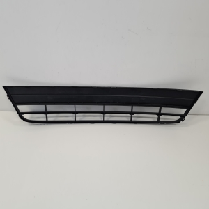 Volkswagen Tiguan (2007–2016) Front bumper lower grille 5N0853677H9B9 - 3