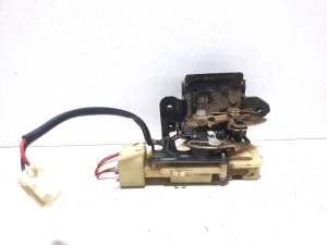 Mazda Premacy (1999–2005) Trunk lid lock - 3