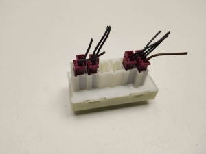   Wire connectors 