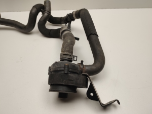 Mercedes Benz C-Class 205 (2014–2021) Voolik A2058301902 - 4