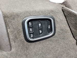 RENAULT Espace V (2014–2026) Trunk side trim panel 849515618R - 3