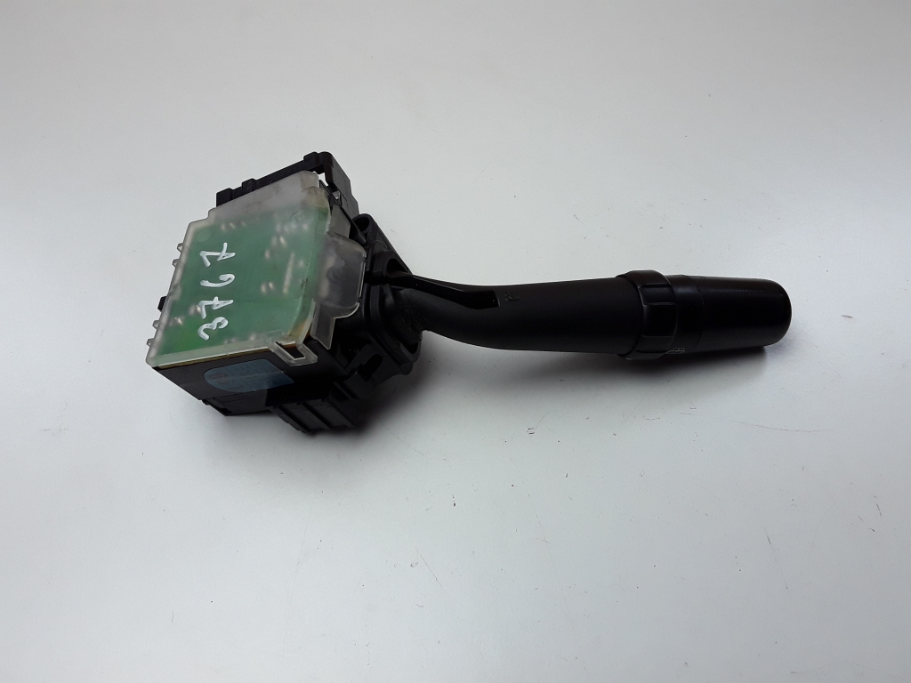 TOYOTA Avensis 2 generation (2002-2009) Wiper Control 8465205170 24297237