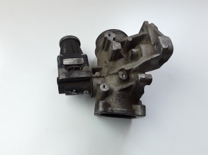  EGR valve 