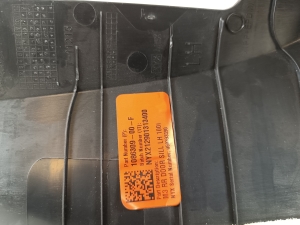 Tesla Model 3 3 (2016–2024) Cita iekšējā sliekšņa detaļa 1086309 - 3