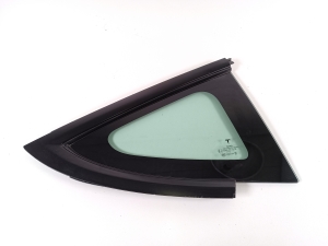 Rear quarter glass - 1514979
