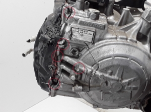VOLVO S60 III (2018–2026) Käigukast TG81SC - 3