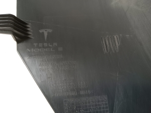 Tesla Model 3 3 (2016–2024) Inner sill trim 1086290 - 2