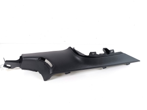 Tesla Model 3 3 (2016–2024) Interior trim of the rear strut 1086285 - 4