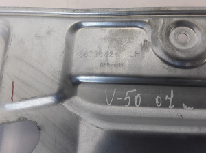 VOLVO V50 (2004–2012) Rear side door window regulator 8679082 - 4