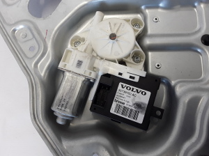 VOLVO V50 (2004–2012) Rear side door window regulator 8679082 - 5
