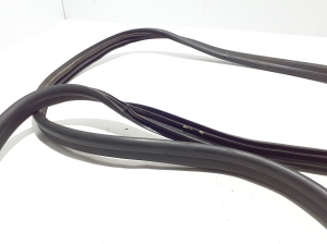  Sliding door sealing rubber 