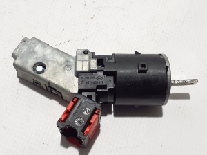  Ignition switch 