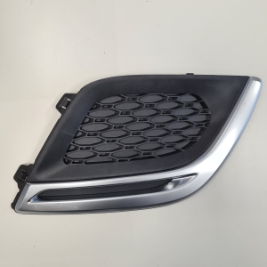  Front bumper fog lamp cover 