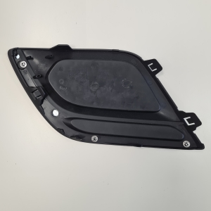  Front bumper fog lamp cover 