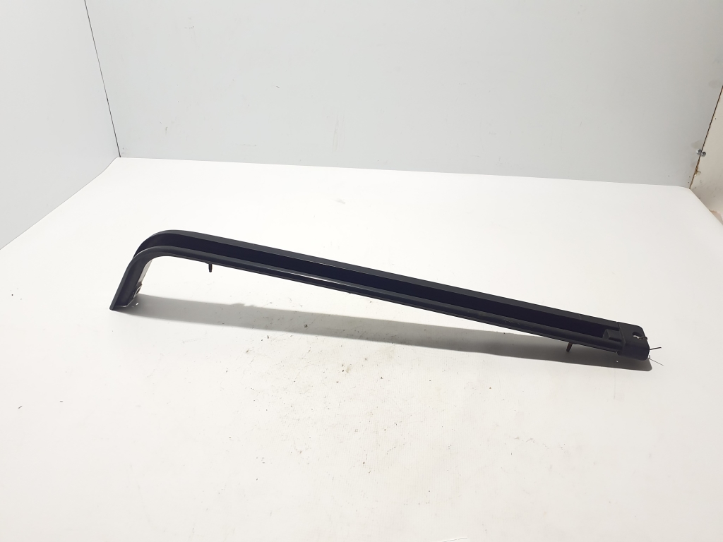 DACIA Dokker 1 generation (2012-2024) Sliding door rail 777618302R 24299740