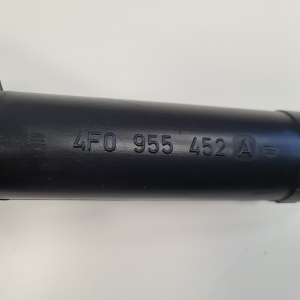 AUDI A6 C6 (2004–2011) Scheibenwaschbehälter vorne und seine Teile 4F0955452A - 5