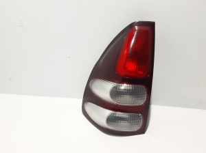  Rear corner lamp 