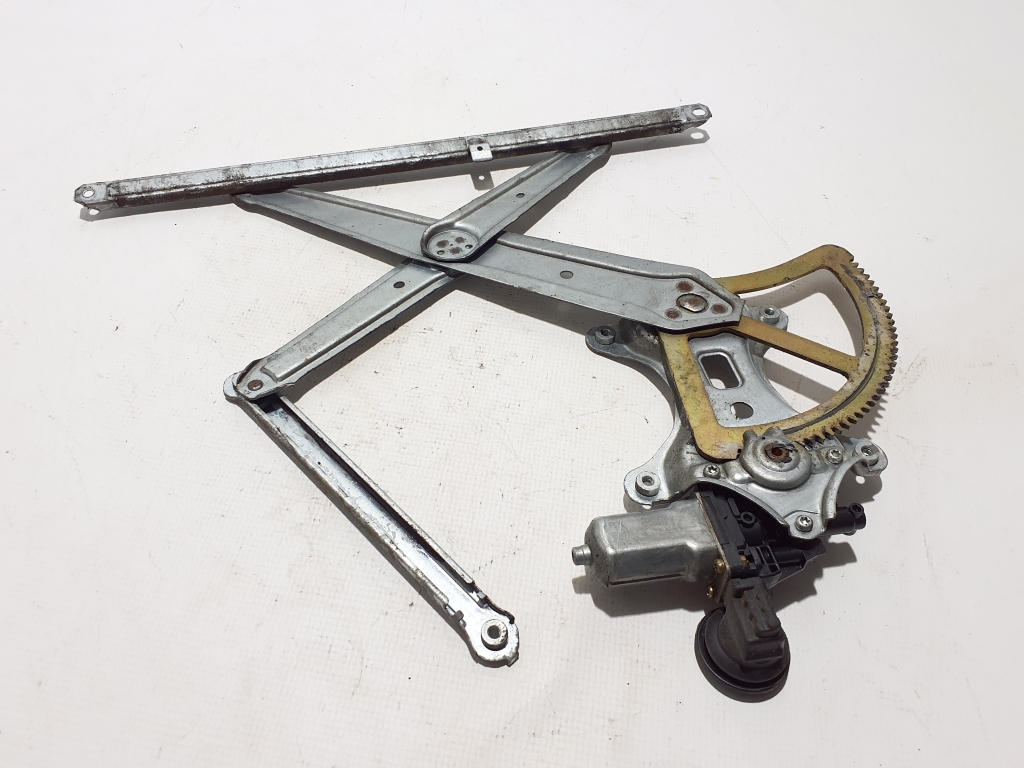 TOYOTA Land Cruiser 70 Series (1984-2024) Front Left Door Window Regulator 6980258010 24489659