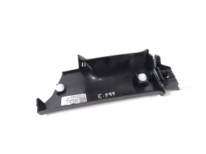 Tesla Model 3 3 (2016–2024) Tagumise toe sisekujundus 108627700H - 3