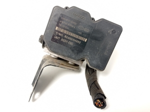 Kia Sorento (2009–2014) ABS unit 589102P970 - 3