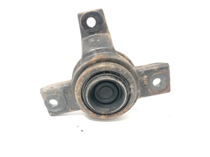 Kia Sorento (2009–2014) Engine mount 218102P100 - 2