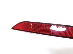 Tesla Model 3 3 (2016–2024) Rear bumper reflector 600770500D - 2