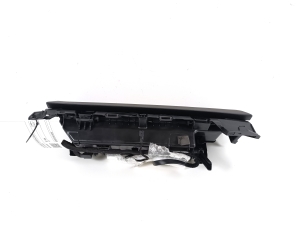 Tesla Model 3 3 (2016–2024) Kindalaegas 108334000K - 2