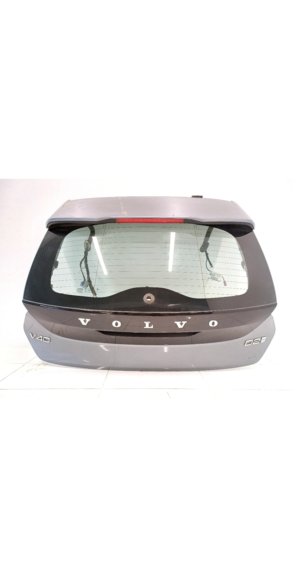 VOLVO V40 2 generation (2012-2020) Крышка багажника 31457727 24280425