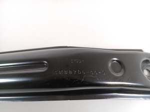 Tesla Model 3 3 (2016–2024) Muu kinnitus 109870500C - 2