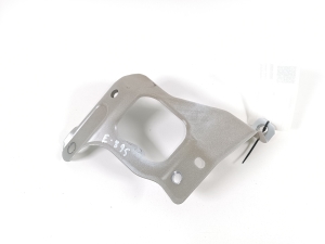 Tesla Model 3 3 (2016–2024) Front fender bracket 108601600D - 2