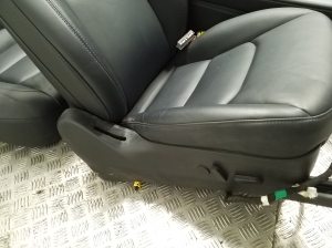 Tesla Model 3 3 (2016–2024) Interior and its parts - 17