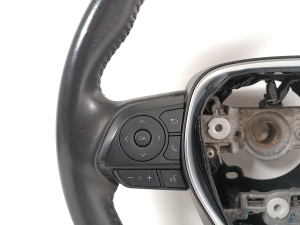 TOYOTA Corolla (2018–2026) Rool ja selle osad - 3