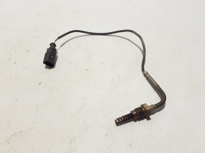 Volkswagen Touareg II (2010–2018) Abgastemperatursensor 057906088A - 2