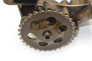 AUDI A4 B6 (2000–2005) Oil pump 06A115105B - 3